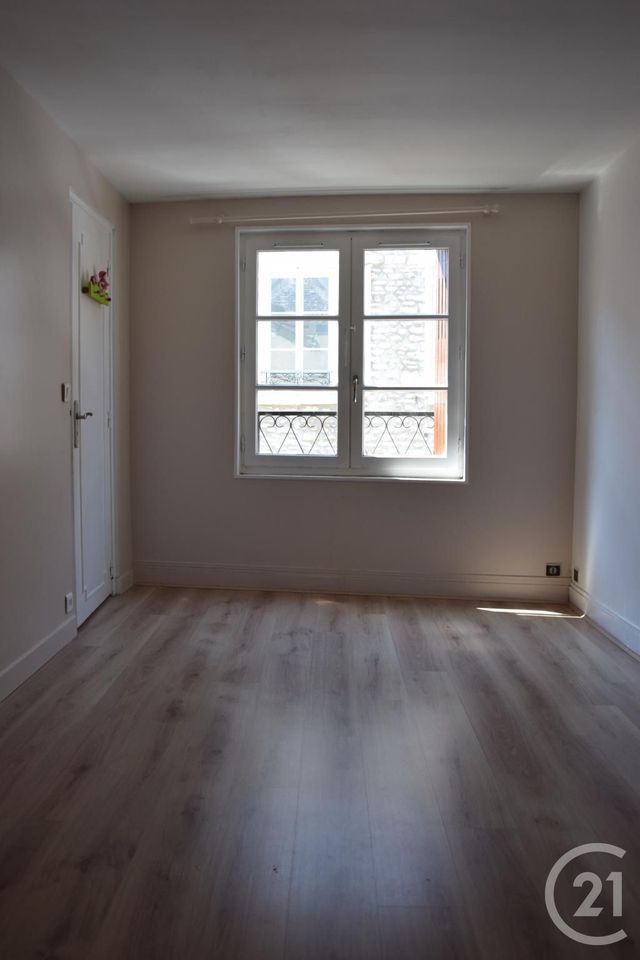 maison à vendre - 4 pièces - 72.64 m2 - GUERNES - 78 - ILE-DE-FRANCE - Century 21 La Mantoise maison à vendre - 4 pièces - 72.64 m2 - GUERNES - 78 - ILE-DE-FRANCE - Century 21 La Mantoise