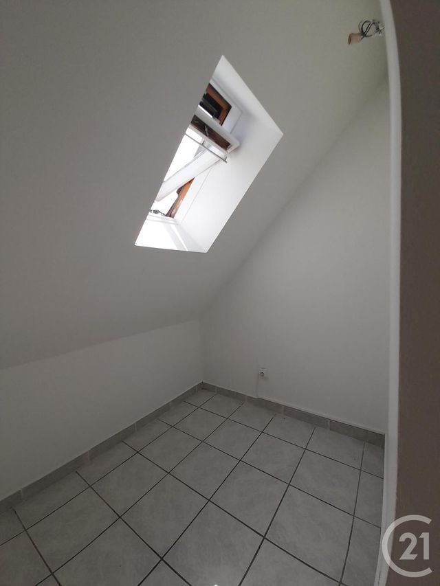 Afficher la photo en grand Appartement F3 à louer - 3 pièces - 64.7 m2 - LIMAY - 78 - ILE-DE-FRANCE - Century 21 La Mantoise