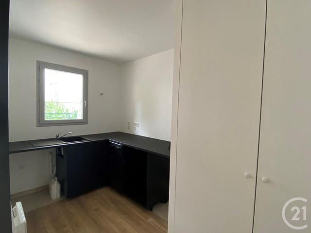 Appartement F4 à vendre - 4 pièces - 80.74 m2 - MANTES LA JOLIE - 78 - ILE-DE-FRANCE - Century 21 La Mantoise Appartement F4 à vendre - 4 pièces - 80.74 m2 - MANTES LA JOLIE - 78 - ILE-DE-FRANCE - Century 21 La Mantoise