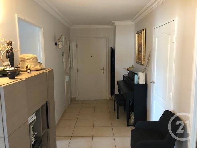 Afficher la photo en grand Appartement F3 à vendre - 3 pièces - 99.9 m2 - MANTES LA JOLIE - 78 - ILE-DE-FRANCE - Century 21 La Mantoise