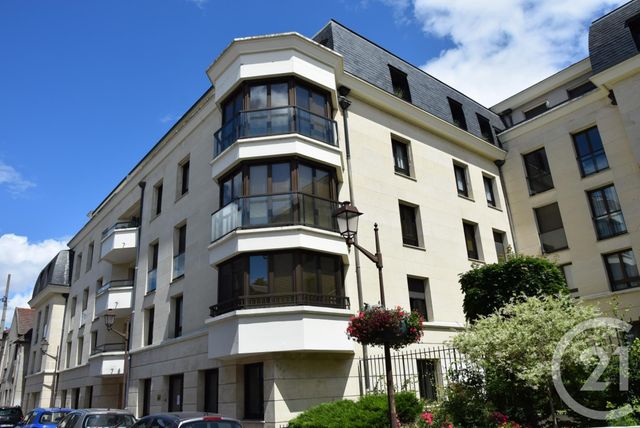 Afficher la photo en grand Appartement F3 à vendre - 3 pièces - 99.9 m2 - MANTES LA JOLIE - 78 - ILE-DE-FRANCE - Century 21 La Mantoise