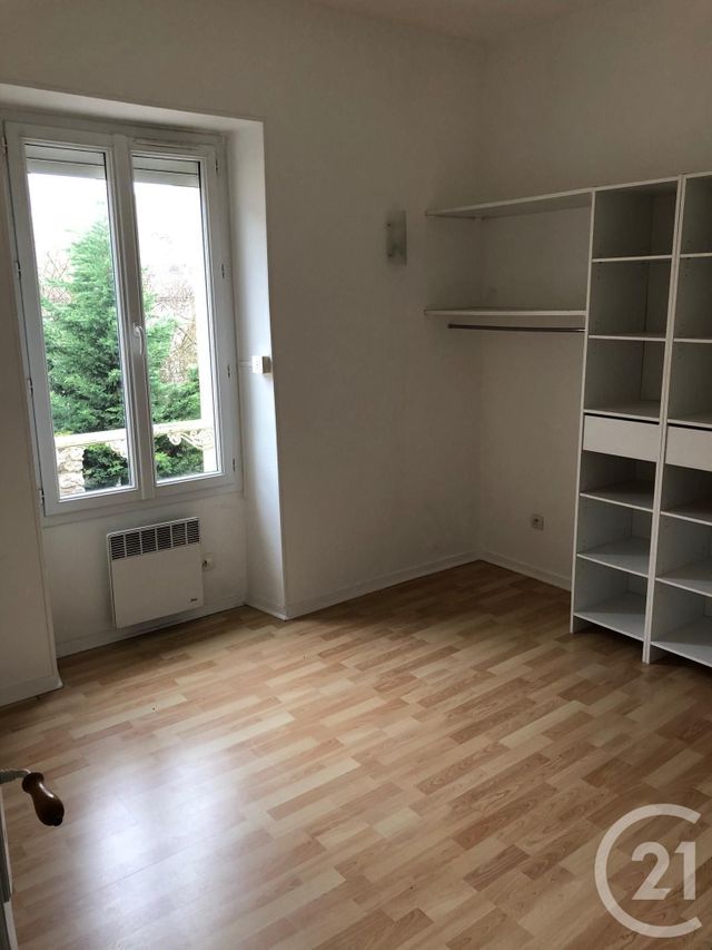 Appartement F3 à louer - 3 pièces - 56.56 m2 - BREVAL - 78 - ILE-DE-FRANCE - Century 21 La Mantoise Appartement F3 à louer - 3 pièces - 56.56 m2 - BREVAL - 78 - ILE-DE-FRANCE - Century 21 La Mantoise