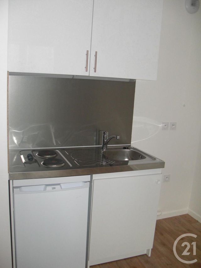Appartement F1 à louer - 1 pièce - 22.94 m2 - MANTES LA VILLE - 78 - ILE-DE-FRANCE - Century 21 La Mantoise Appartement F1 à louer - 1 pièce - 22.94 m2 - MANTES LA VILLE - 78 - ILE-DE-FRANCE - Century 21 La Mantoise