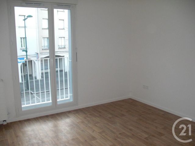 Appartement F1 à louer - 1 pièce - 22.94 m2 - MANTES LA VILLE - 78 - ILE-DE-FRANCE - Century 21 La Mantoise Appartement F1 à louer - 1 pièce - 22.94 m2 - MANTES LA VILLE - 78 - ILE-DE-FRANCE - Century 21 La Mantoise