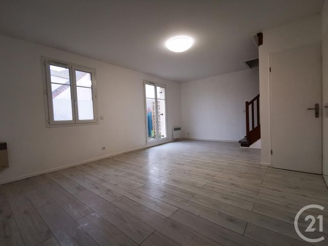 maison à louer - 5 pièces - 79.09 m2 - MAGNANVILLE - 78 - ILE-DE-FRANCE - Century 21 La Mantoise maison à louer - 5 pièces - 79.09 m2 - MAGNANVILLE - 78 - ILE-DE-FRANCE - Century 21 La Mantoise