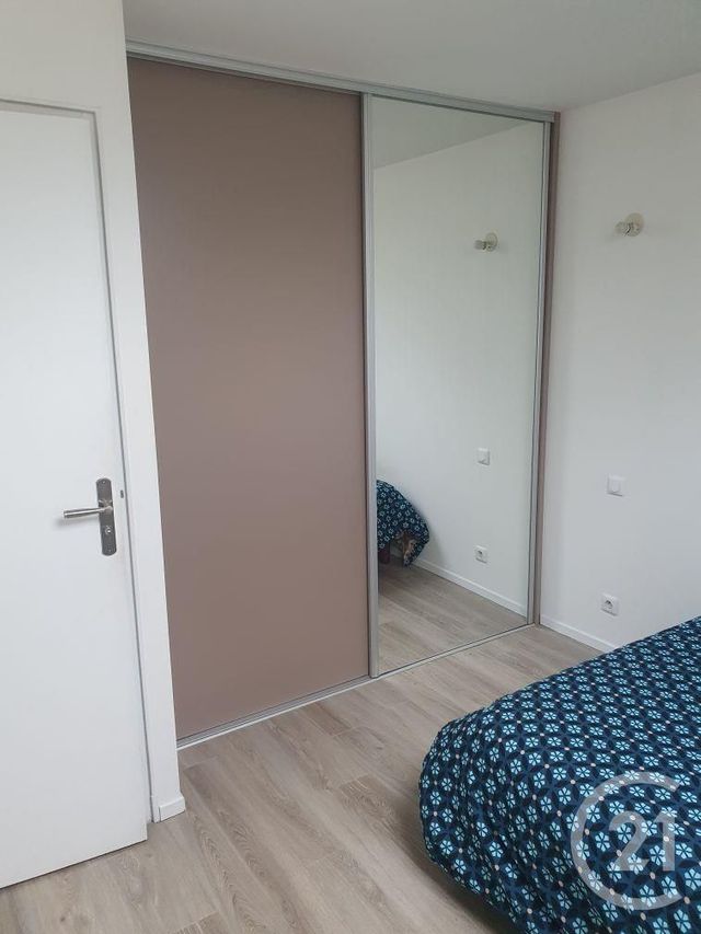 Afficher la photo en grand Appartement F3 à louer - 3 pièces - 45.25 m2 - MANTES LA JOLIE - 78 - ILE-DE-FRANCE - Century 21 La Mantoise