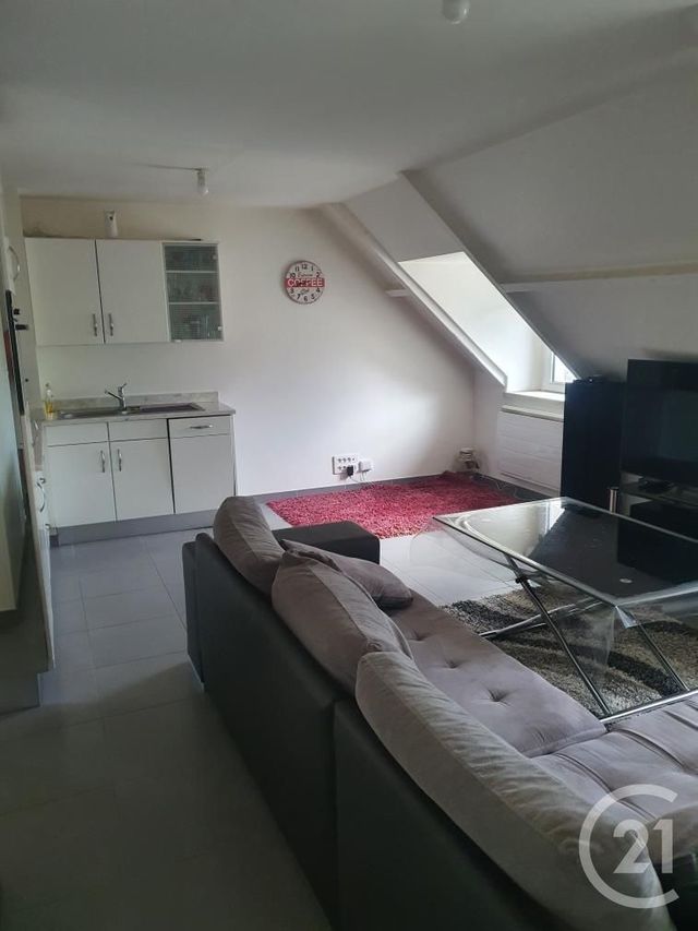 Afficher la photo en grand Appartement F3 à louer - 3 pièces - 45.25 m2 - MANTES LA JOLIE - 78 - ILE-DE-FRANCE - Century 21 La Mantoise