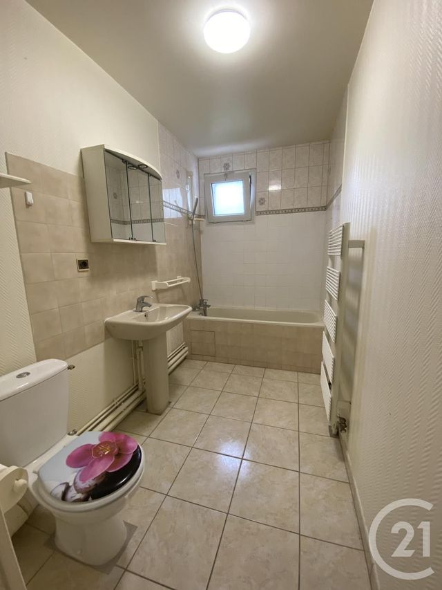 Afficher la photo en grand Studio à louer - 1 pièce - 29.72 m2 - MANTES LA JOLIE - 78 - ILE-DE-FRANCE - Century 21 La Mantoise
