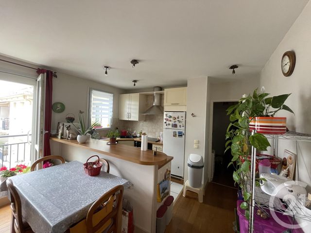 Afficher la photo en grand Appartement F2 à vendre - 2 pièces - 47.0 m2 - MANTES LA JOLIE - 78 - ILE-DE-FRANCE - Century 21 La Mantoise