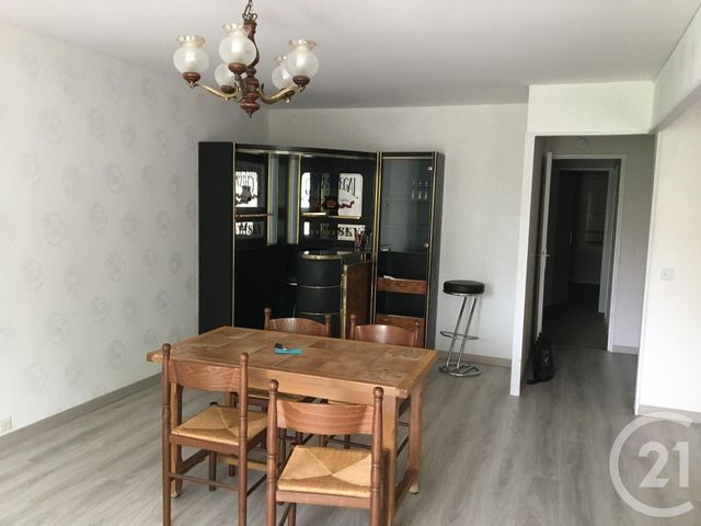 Afficher la photo en grand Appartement F3 à vendre - 3 pièces - 71.71 m2 - MANTES LA JOLIE - 78 - ILE-DE-FRANCE - Century 21 La Mantoise