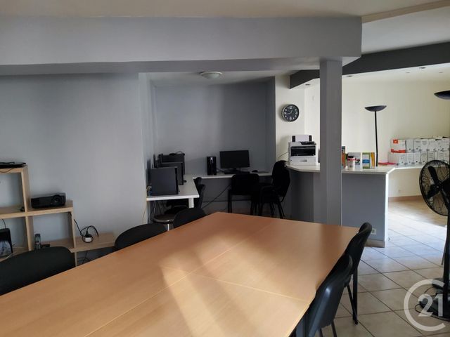 Appartement T4 à louer - 4 pièces - 77.18 m2 - MANTES LA JOLIE - 78 - ILE-DE-FRANCE - Century 21 La Mantoise