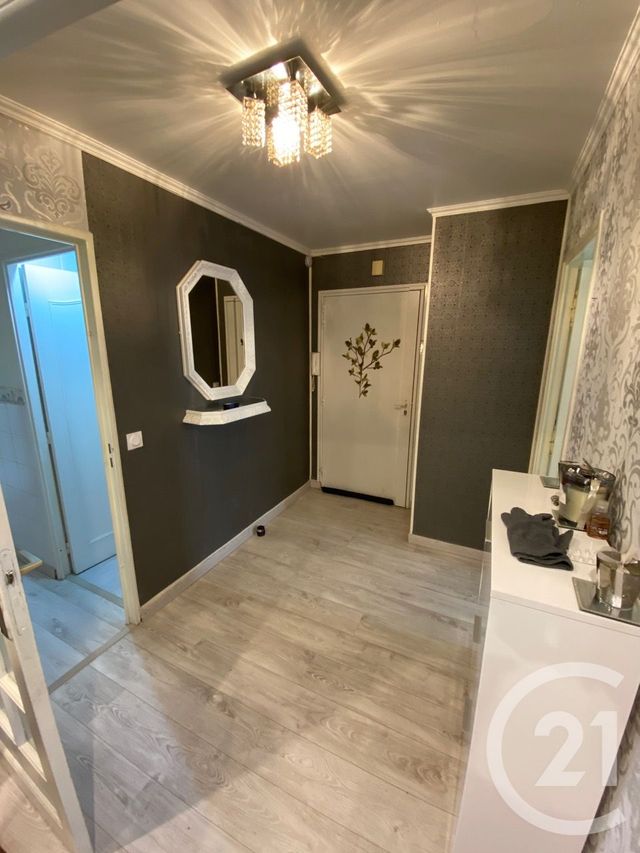 Appartement F5 à vendre - 5 pièces - 81.87 m2 - MANTES LA JOLIE - 78 - ILE-DE-FRANCE - Century 21 La Mantoise