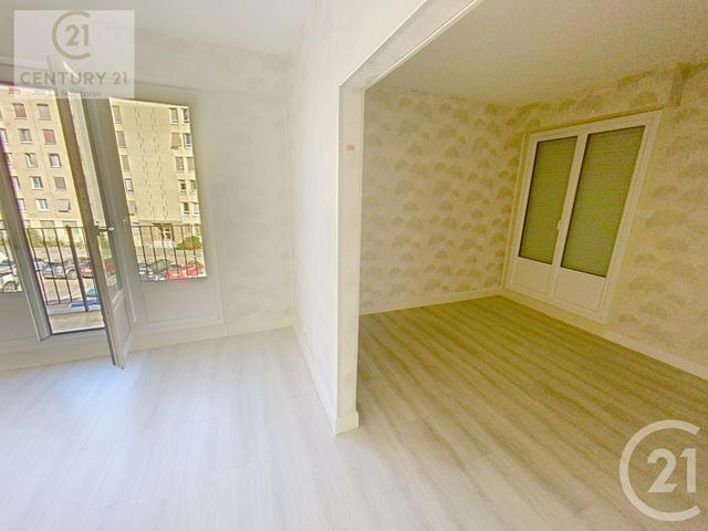 Appartement à vendre - 4 pièces - 74.31 m2 - MANTES LA JOLIE - 78 - ILE-DE-FRANCE - Century 21 La Mantoise