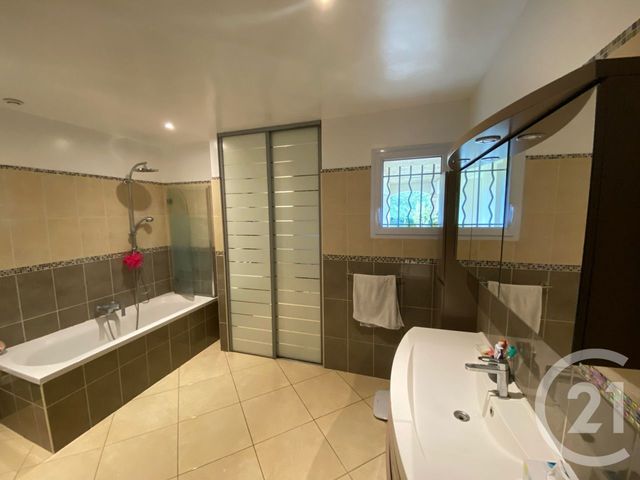 Afficher la photo en grand maison à vendre - 6 pièces - 156.67 m2 - JOUY MAUVOISIN - 78 - ILE-DE-FRANCE - Century 21 La Mantoise