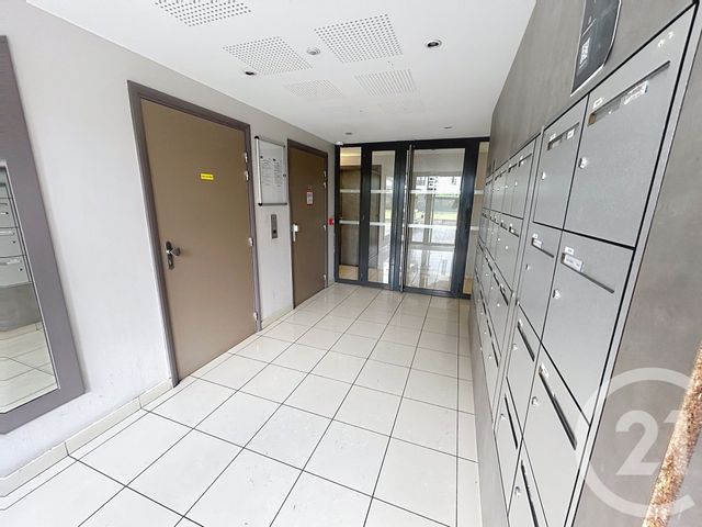 Appartement F2 à vendre - 2 pièces - 41.74 m2 - MANTES LA JOLIE - 78 - ILE-DE-FRANCE - Century 21 La Mantoise