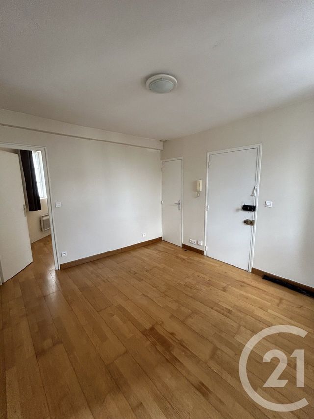 Afficher la photo en grand Appartement F2 à vendre - 2 pièces - 38.42 m2 - MANTES LA JOLIE - 78 - ILE-DE-FRANCE - Century 21 La Mantoise