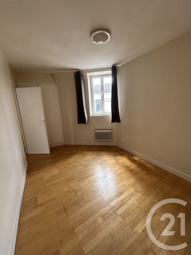 Afficher la photo en grand Appartement F2 à vendre - 2 pièces - 38.42 m2 - MANTES LA JOLIE - 78 - ILE-DE-FRANCE - Century 21 La Mantoise