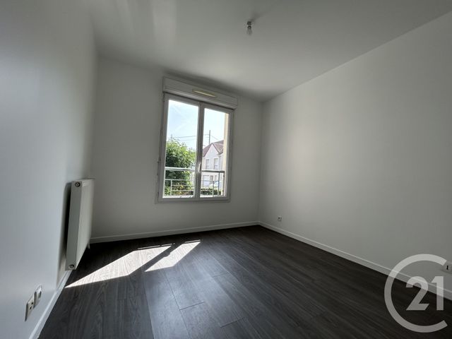 Afficher la photo en grand Appartement F2 à vendre - 2 pièces - 49.3 m2 - MANTES LA VILLE - 78 - ILE-DE-FRANCE - Century 21 La Mantoise
