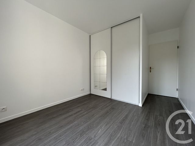 Afficher la photo en grand Appartement F2 à vendre - 2 pièces - 49.3 m2 - MANTES LA VILLE - 78 - ILE-DE-FRANCE - Century 21 La Mantoise