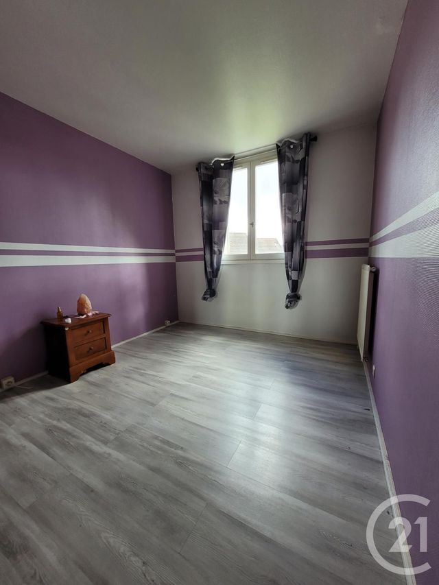 Afficher la photo en grand Appartement F2 à vendre - 2 pièces - 47.57 m2 - MANTES LA VILLE - 78 - ILE-DE-FRANCE - Century 21 La Mantoise