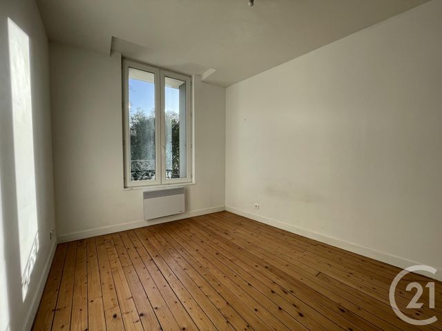 Afficher la photo en grand Appartement F2 à vendre - 2 pièces - 32.27 m2 - FOLLAINVILLE DENNEMONT - 78 - ILE-DE-FRANCE - Century 21 La Mantoise