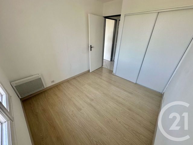 Afficher la photo en grand Appartement F2 à vendre - 2 pièces - 31.84 m2 - MANTES LA JOLIE - 78 - ILE-DE-FRANCE - Century 21 La Mantoise