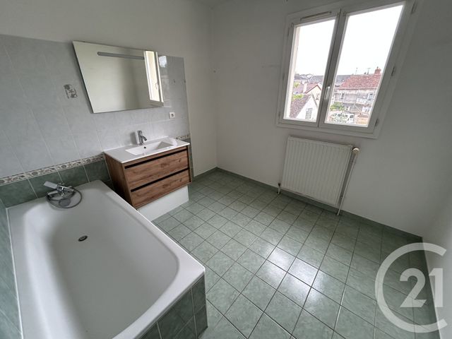 maison à louer - 4 pièces - 88.56 m2 - AUNEAU BLEURY ST SYMPHORIEN - 28 - CENTRE - Century 21 La Mantoise