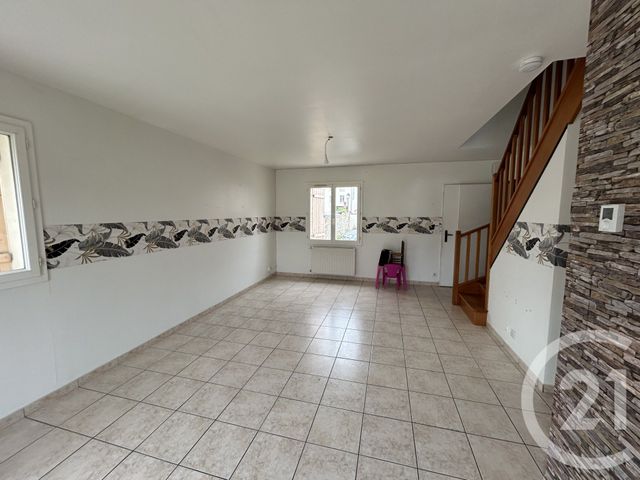 maison à louer - 4 pièces - 88.56 m2 - AUNEAU BLEURY ST SYMPHORIEN - 28 - CENTRE - Century 21 La Mantoise