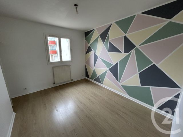 maison à louer - 4 pièces - 88.56 m2 - AUNEAU BLEURY ST SYMPHORIEN - 28 - CENTRE - Century 21 La Mantoise