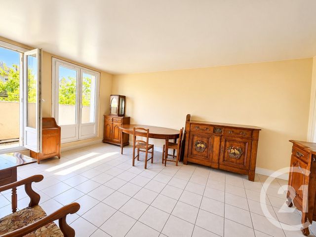 Appartement F2 à vendre - 2 pièces - 46.81 m2 - MANTES LA JOLIE - 78 - ILE-DE-FRANCE - Century 21 La Mantoise