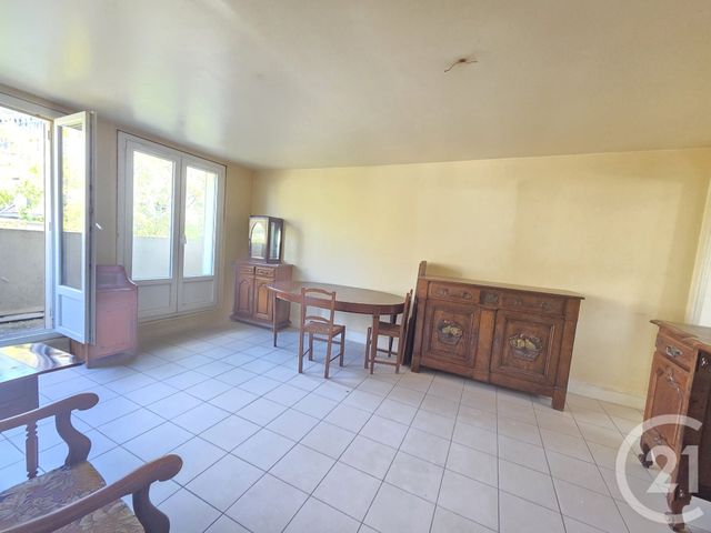Afficher la photo en grand Appartement F2 à vendre - 2 pièces - 46.81 m2 - MANTES LA JOLIE - 78 - ILE-DE-FRANCE - Century 21 La Mantoise