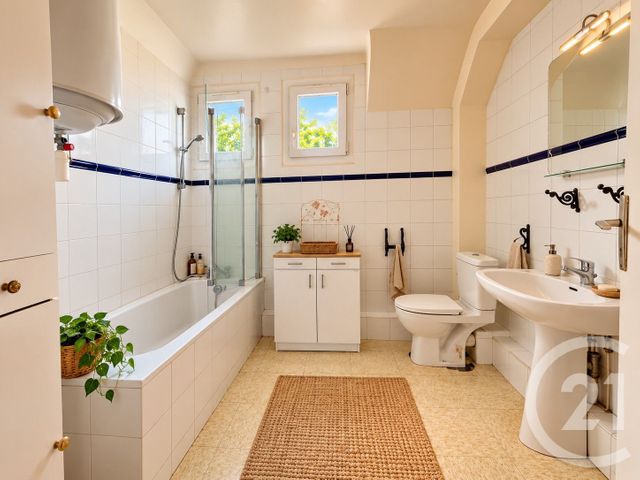 Appartement F2 à vendre - 2 pièces - 46.81 m2 - MANTES LA JOLIE - 78 - ILE-DE-FRANCE - Century 21 La Mantoise