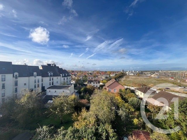 Afficher la photo en grand Appartement F4 à vendre - 4 pièces - 80.23 m2 - MANTES LA VILLE - 78 - ILE-DE-FRANCE - Century 21 La Mantoise