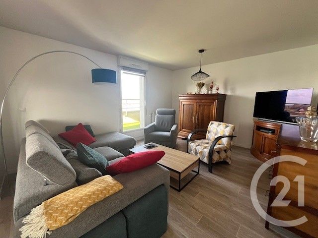 Afficher la photo en grand Appartement F4 à vendre - 4 pièces - 80.23 m2 - MANTES LA VILLE - 78 - ILE-DE-FRANCE - Century 21 La Mantoise