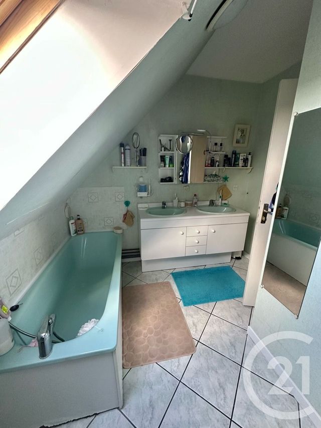 Afficher la photo en grand maison à vendre - 8 pièces - 170.0 m2 - ST MARTIN LA GARENNE - 78 - ILE-DE-FRANCE - Century 21 La Mantoise