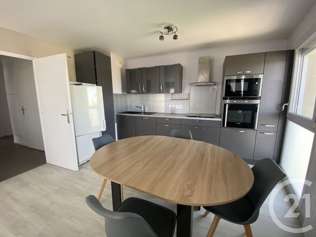 Appartement F3 à louer - 3 pièces - 58.0 m2 - MANTES LA VILLE - 78 - ILE-DE-FRANCE - Century 21 La Mantoise