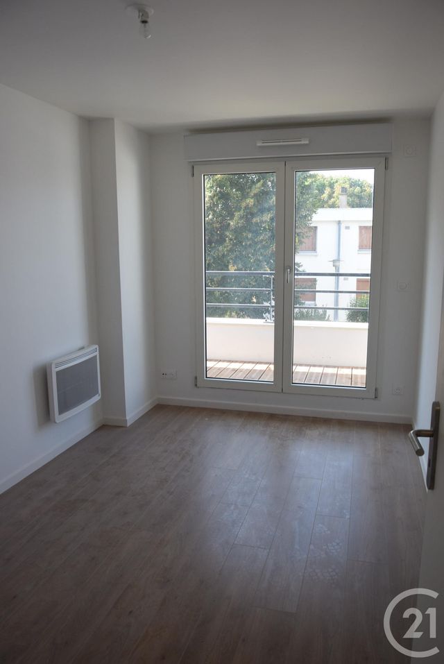 Appartement F3 à louer - 3 pièces - 69.62 m2 - MANTES LA JOLIE - 78 - ILE-DE-FRANCE - Century 21 La Mantoise