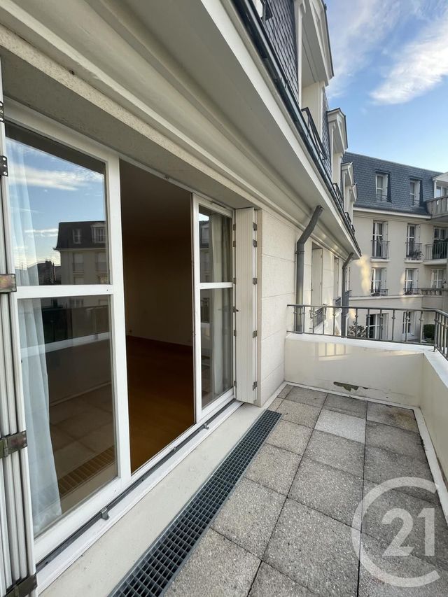 Appartement F5 à louer - 5 pièces - 106.1 m2 - MANTES LA JOLIE - 78 - ILE-DE-FRANCE - Century 21 La Mantoise
