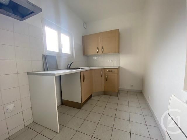 Appartement F3 à louer - 3 pièces - 53.77 m2 - MANTES LA JOLIE - 78 - ILE-DE-FRANCE - Century 21 La Mantoise
