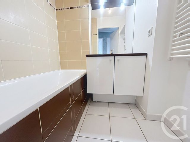 Appartement F4 à vendre - 4 pièces - 91.74 m2 - MANTES LA VILLE - 78 - ILE-DE-FRANCE - Century 21 La Mantoise