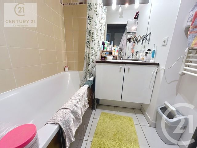 Appartement F4 à vendre - 4 pièces - 91.74 m2 - MANTES LA VILLE - 78 - ILE-DE-FRANCE - Century 21 La Mantoise