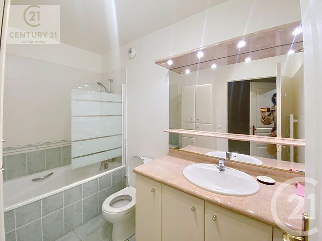 Appartement F4 à louer - 4 pièces - 97.68 m2 - MANTES LA JOLIE - 78 - ILE-DE-FRANCE - Century 21 La Mantoise