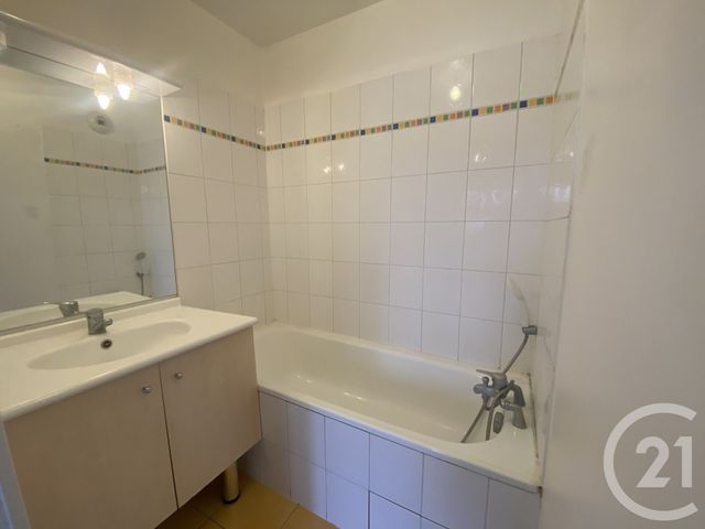 Appartement F2 à louer - 2 pièces - 39.59 m2 - MANTES LA JOLIE - 78 - ILE-DE-FRANCE - Century 21 La Mantoise