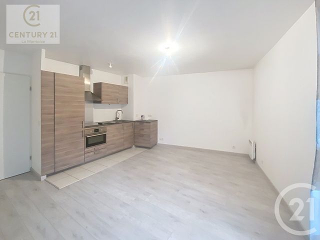Appartement F2 à louer - 2 pièces - 39.26 m2 - MANTES LA JOLIE - 78 - ILE-DE-FRANCE - Century 21 La Mantoise