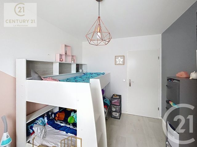 Appartement F4 à vendre - 4 pièces - 69.83 m2 - MANTES LA VILLE - 78 - ILE-DE-FRANCE - Century 21 La Mantoise