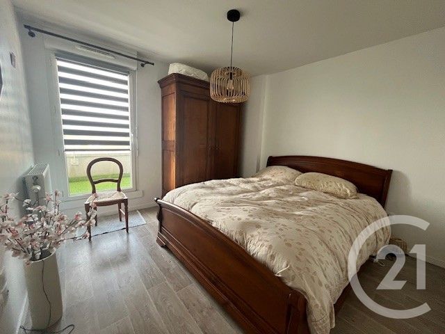 Appartement F4 à louer - 4 pièces - 80.23 m2 - MANTES LA VILLE - 78 - ILE-DE-FRANCE - Century 21 La Mantoise
