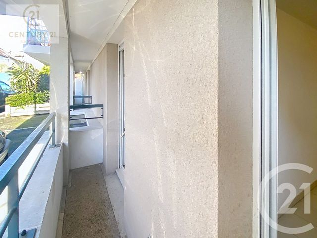 Appartement F2 à louer - 2 pièces - 39.08 m2 - MANTES LA VILLE - 78 - ILE-DE-FRANCE - Century 21 La Mantoise