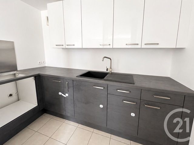Appartement F5 à vendre - 5 pièces - 83.0 m2 - LIMAY - 78 - ILE-DE-FRANCE - Century 21 La Mantoise