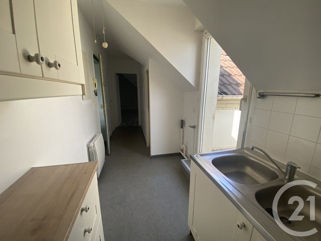 Appartement F2 à louer - 2 pièces - 42.97 m2 - LE PERRAY EN YVELINES - 78 - ILE-DE-FRANCE - Century 21 La Mantoise