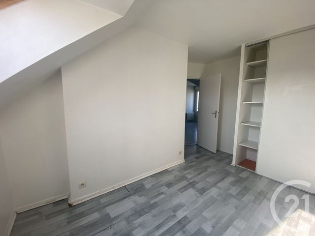 Appartement F2 à louer - 2 pièces - 42.97 m2 - LE PERRAY EN YVELINES - 78 - ILE-DE-FRANCE - Century 21 La Mantoise